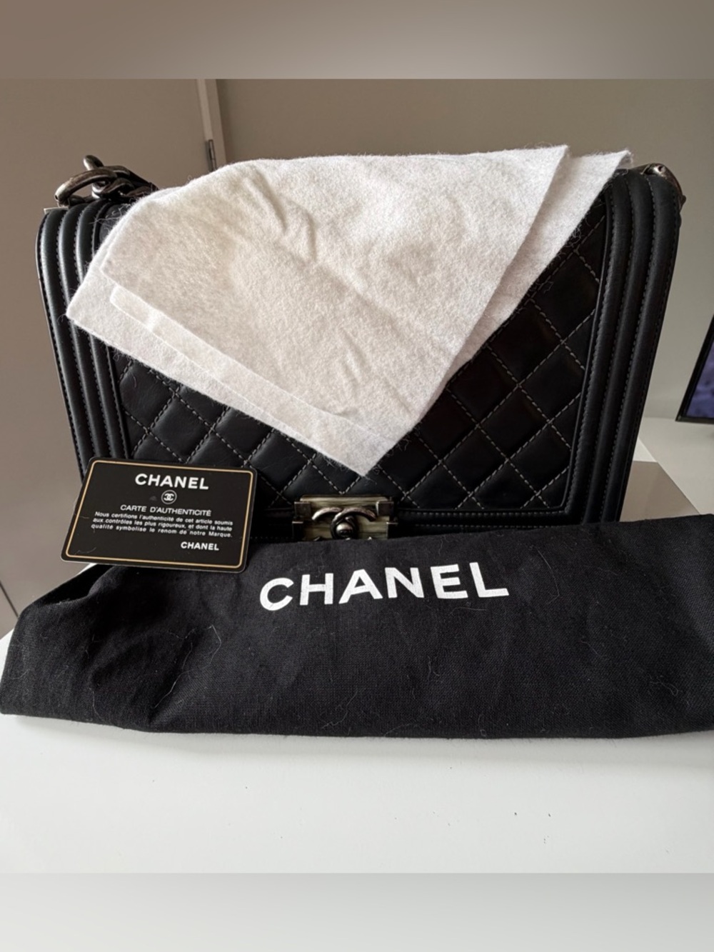 Chanel Boy Bag Dark Gray Contrast Stitch Quilted Leather Ruthenium HW Old Medium - Picture 16 of 16